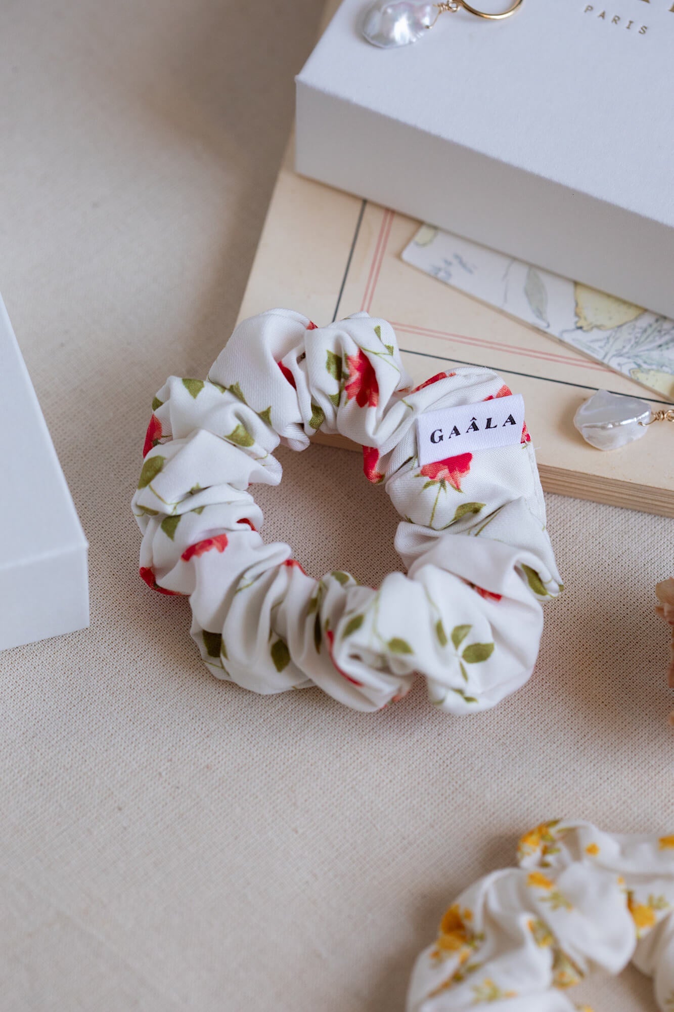 Zoe Scrunchie